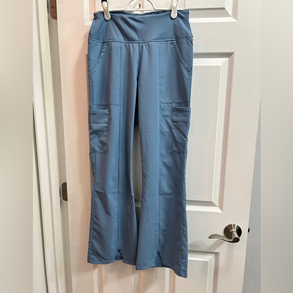 Wink Renew Flare scrub pants light blue
